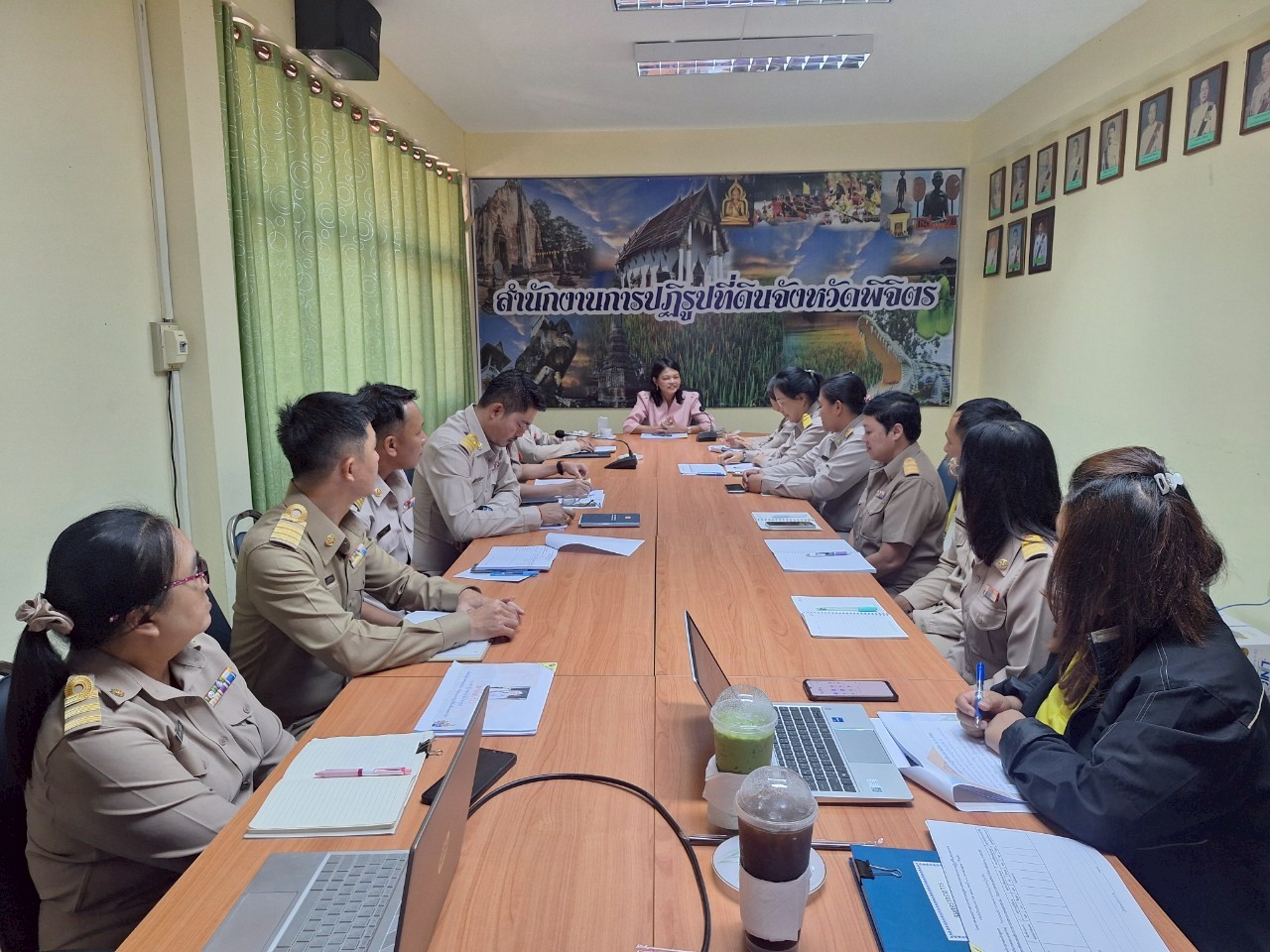 title - หัวหน้าผู้ตรวจราชการ ส.ป.ก. ประชุมตรวจราชการและติดตามความก้าวหน้าผลการดำเนินงานตามแผนการตรวจราชการของผู้ตรวจราชการ ส.ป.ก. ประจำปีงบประมาณ พ.ศ. 2568 รอบที่ 2 เขตตรวจราชการที่ 18 จังหวัดพิจิตร